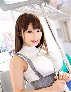 美女脱十八岁以下的内衣