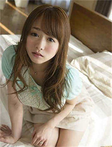 君有云