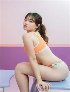 少妇和快递员在电梯做爰小说